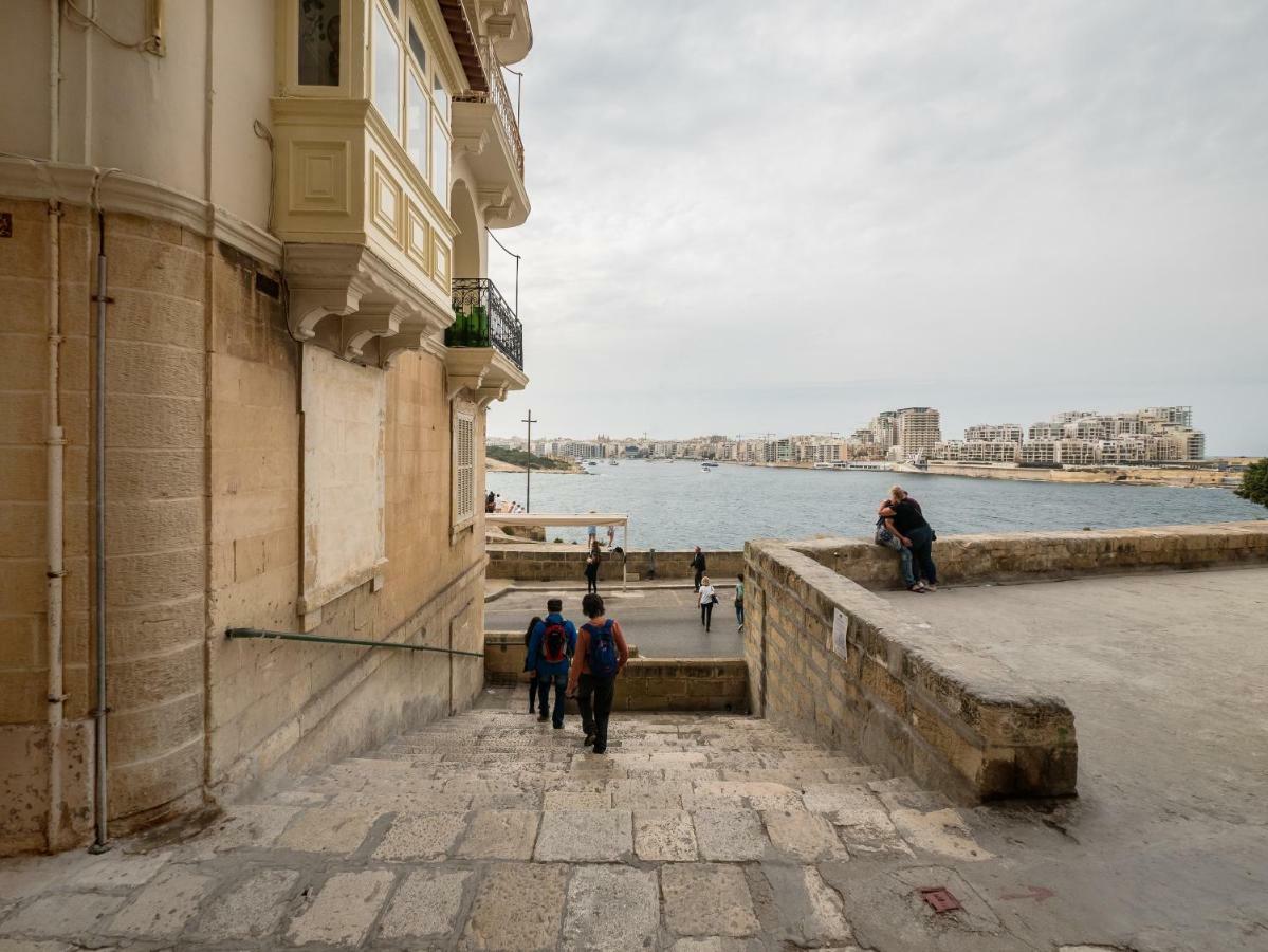 Valletta West Street Studio Luaran gambar